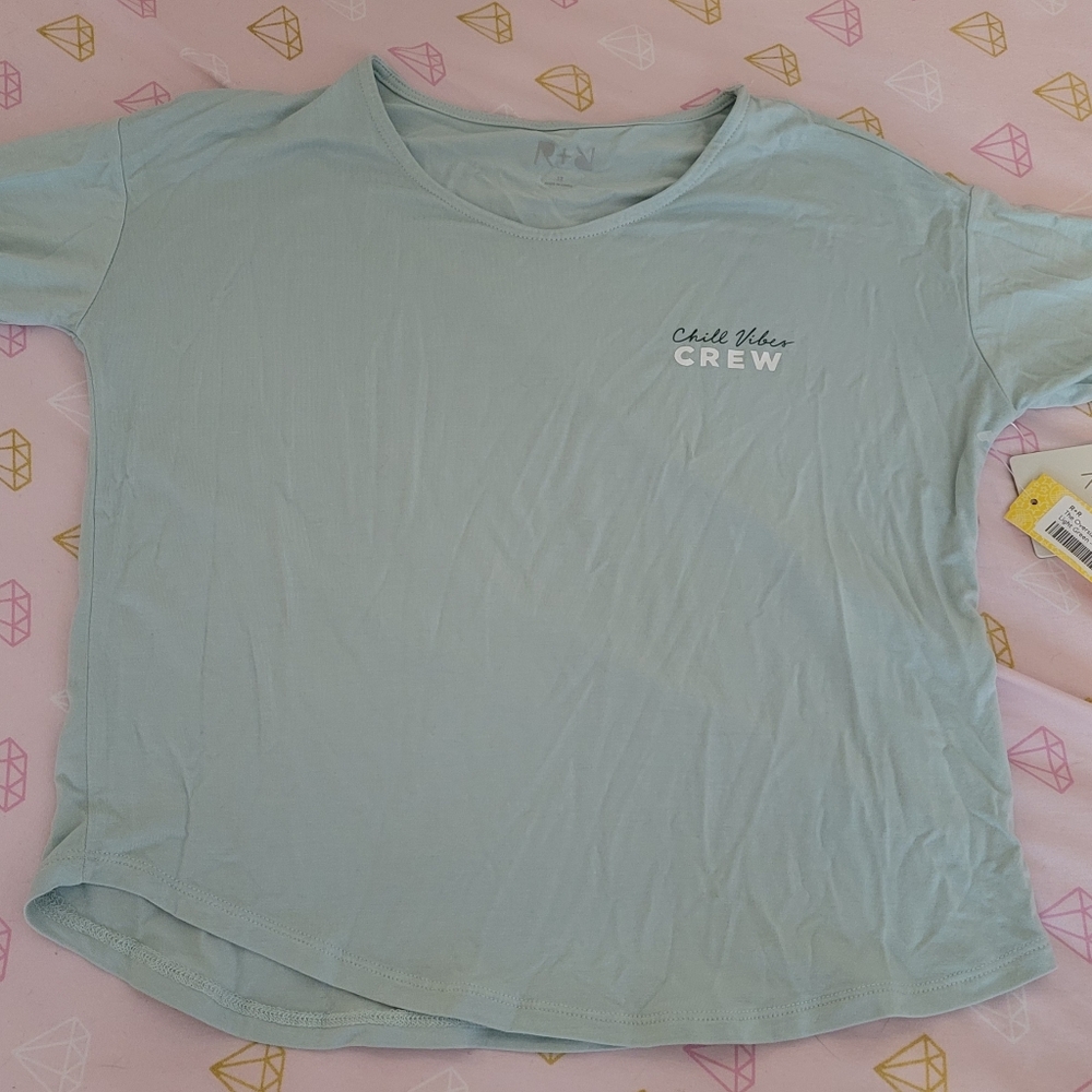 NWT: R+R Girl's Oversized Boxy Graphic Tee. Size 12